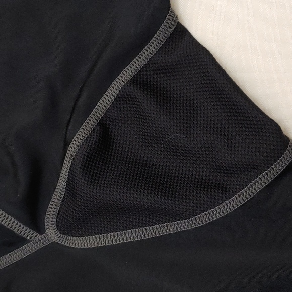 Gold's Gym Men's Size XL Short Sleeved Poly/Spandex Blend Workout Tee - Picture 5 of 5